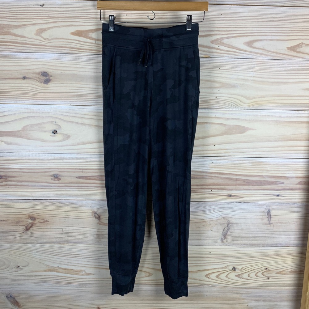 Lululemon Ready to Rulu Jogger Women 2 Black Camo High Rise Activewear